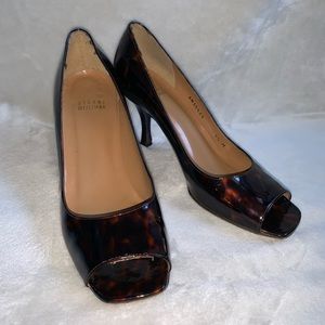 Stuart Weitzman 6 & 1/2 M